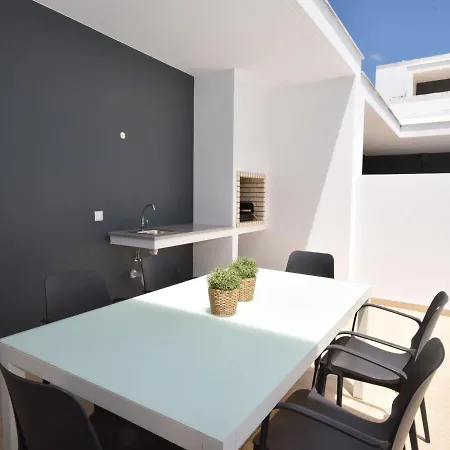 빌라 Modern With Private Pool Near The Beautiful Of Foz De Arelho Nadadouro