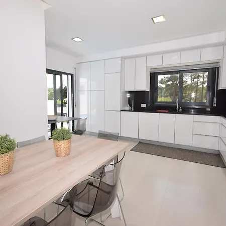 빌라 Modern With Private Pool Near The Beautiful Of Foz De Arelho