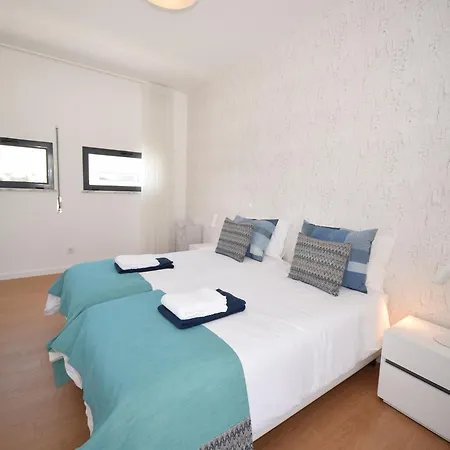 Sunny Near Obidos W Beaches ヴィラ Nadadouro