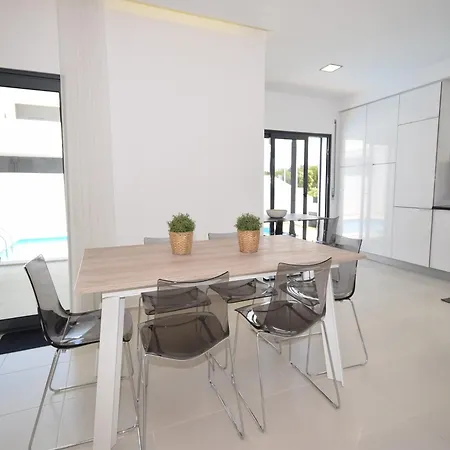 Sunny Near Obidos W Beaches ヴィラ